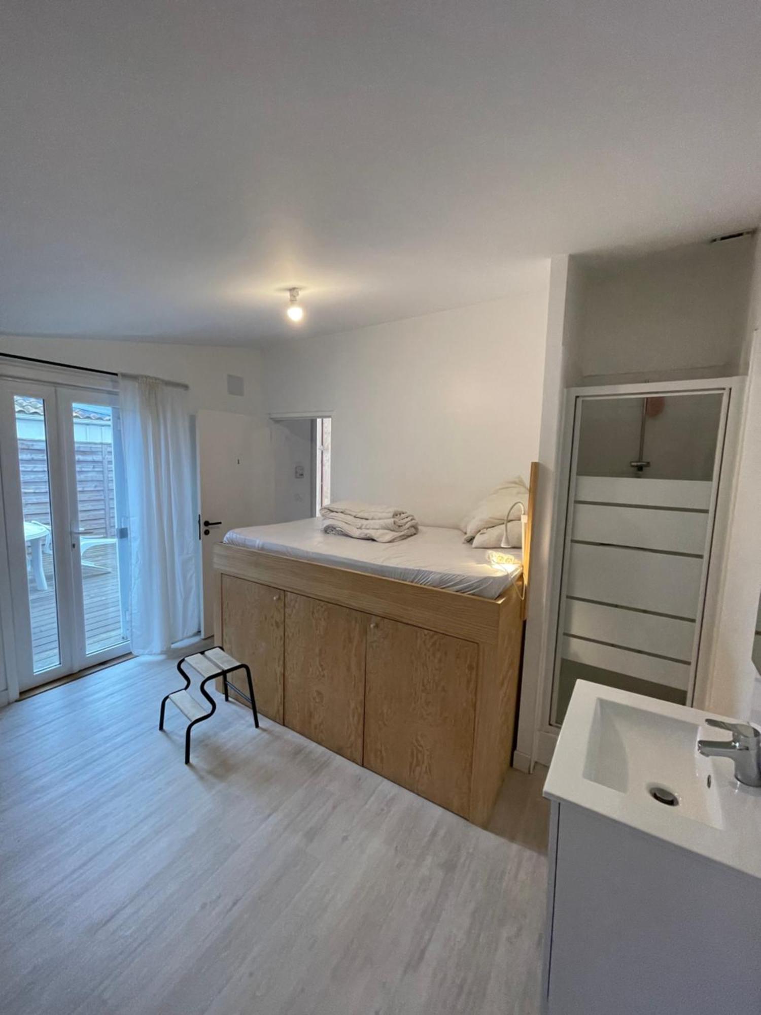 Chambre Privee Dans Maison D'Hotes سينون المظهر الخارجي الصورة